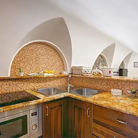 Bed & Breakfast Cuore Di 4*
